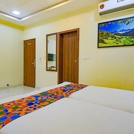 Fabexpress Purple Suites Inn Bangalore Buitenkant foto