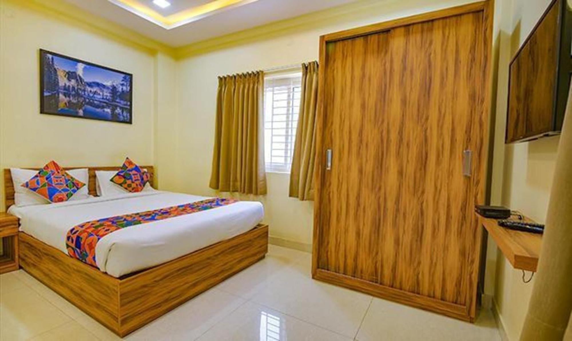 Fabexpress Purple Suites Inn Bangalore Buitenkant foto